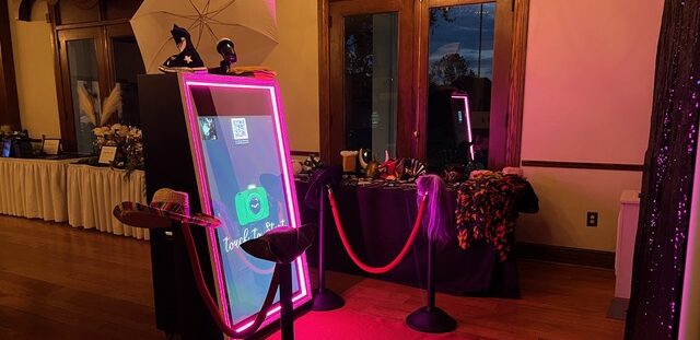 Magic Mirror Photo Booth