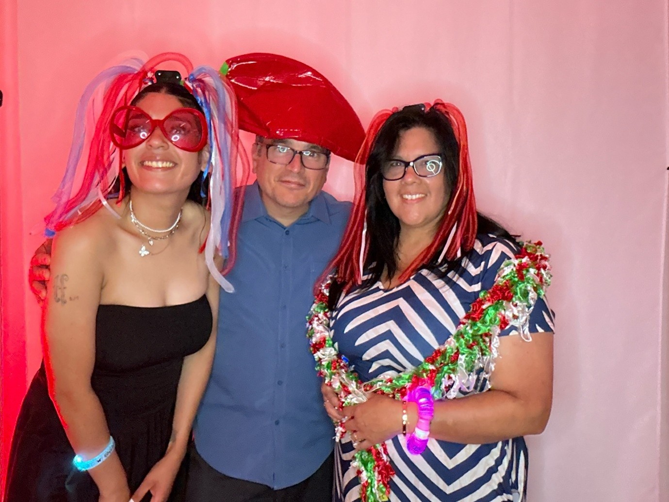 selfie mirror photo booth